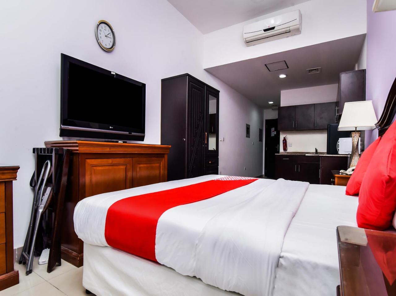 Oyo 138 Empire Hotel Apartments دبي المظهر الخارجي الصورة