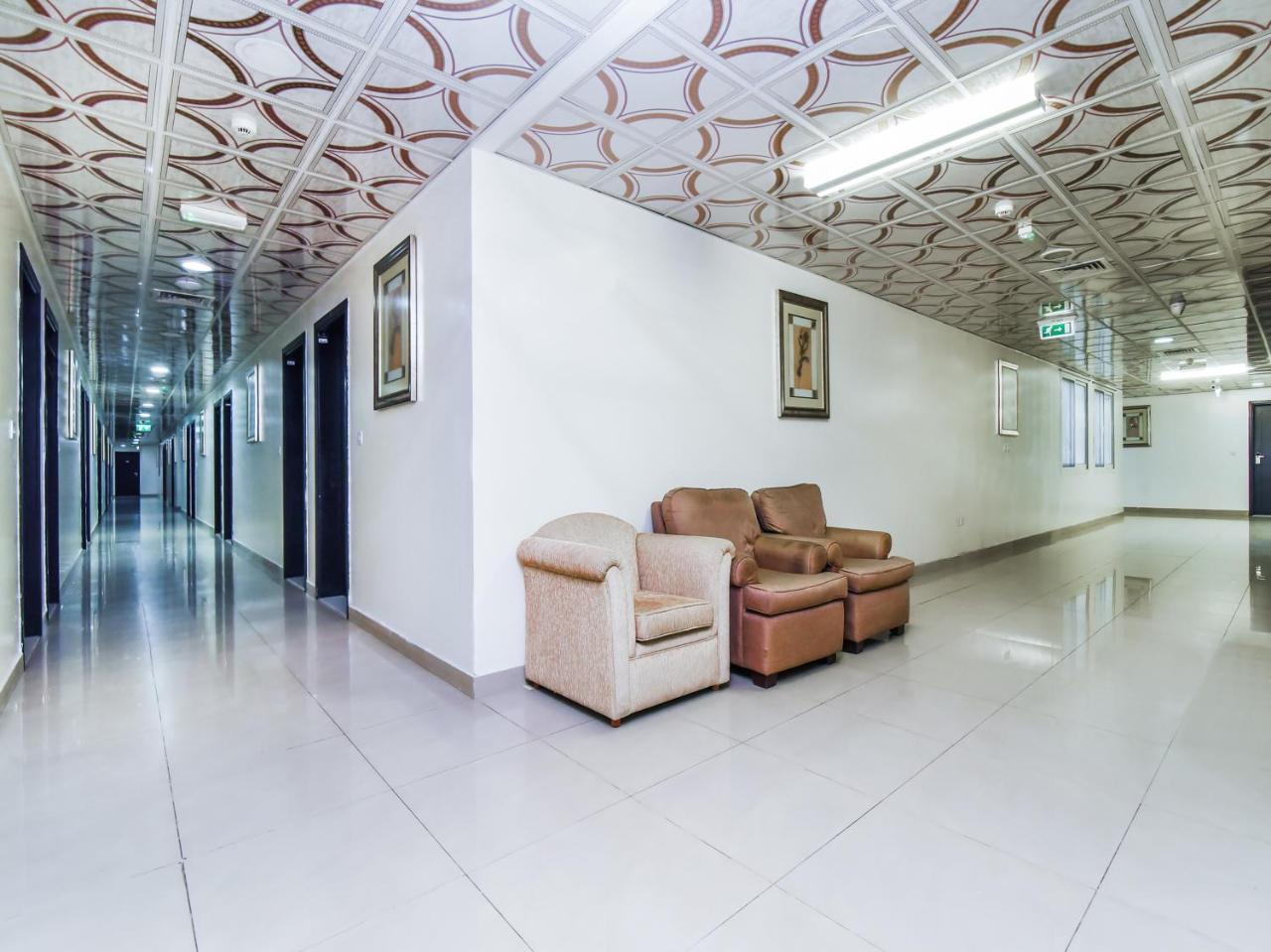 Oyo 138 Empire Hotel Apartments دبي المظهر الخارجي الصورة